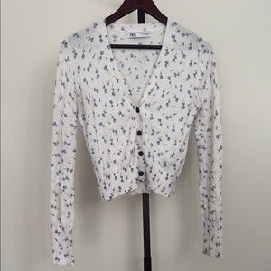 Zara White Floral Women's Sweater